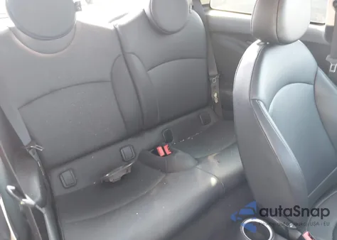 2011 Mini Cooper z USA, uszkodzony, nr VIN WMWSU3C59BTX96719